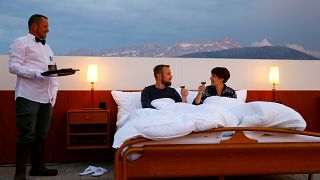 "Null-Stern-Hotel" auf dem Berg: Ein Bett mit Aussicht