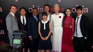 «Okja»: «Στα μαχαίρια» Netflix και σινεμά
