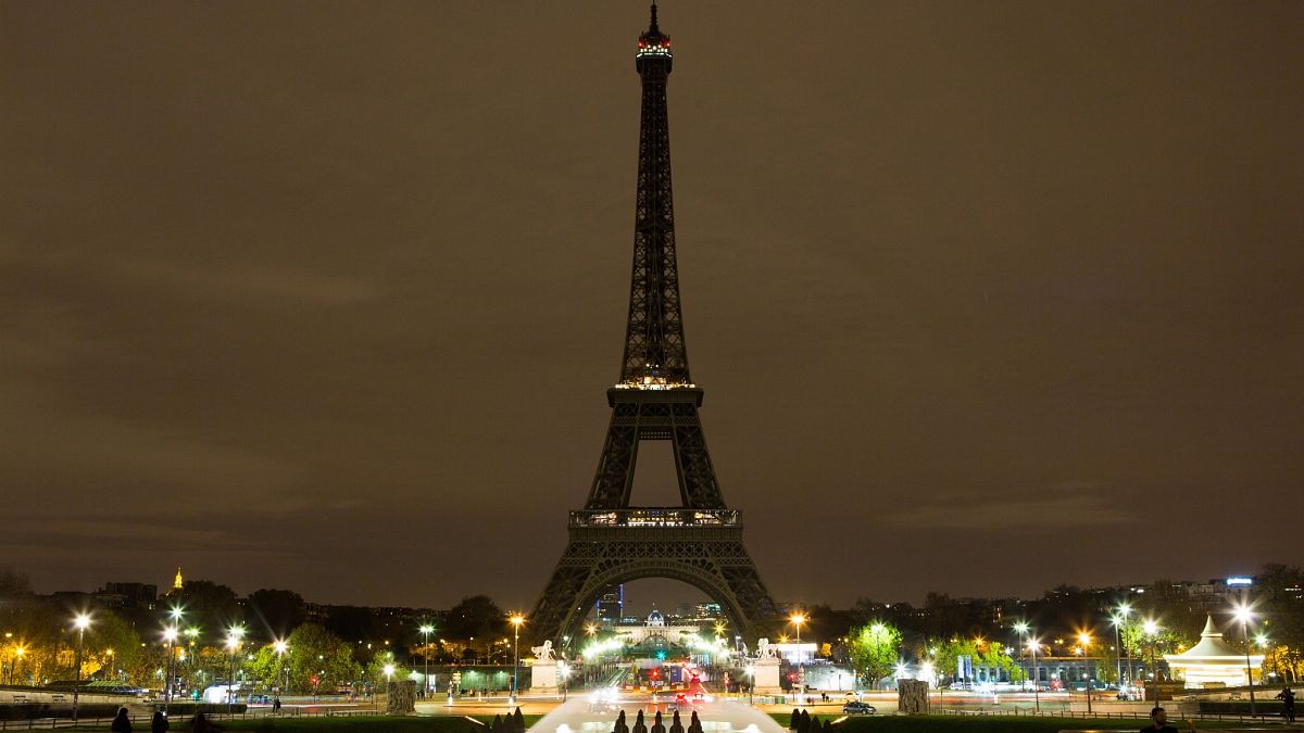 تشکر سفیر ایران از شهردار پاریس برای خاموش شدن چراغ‌های برج ایفل