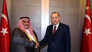 إردوغان يدعو إلى حل الأزمة الخليجية قبل نهاية رمضان