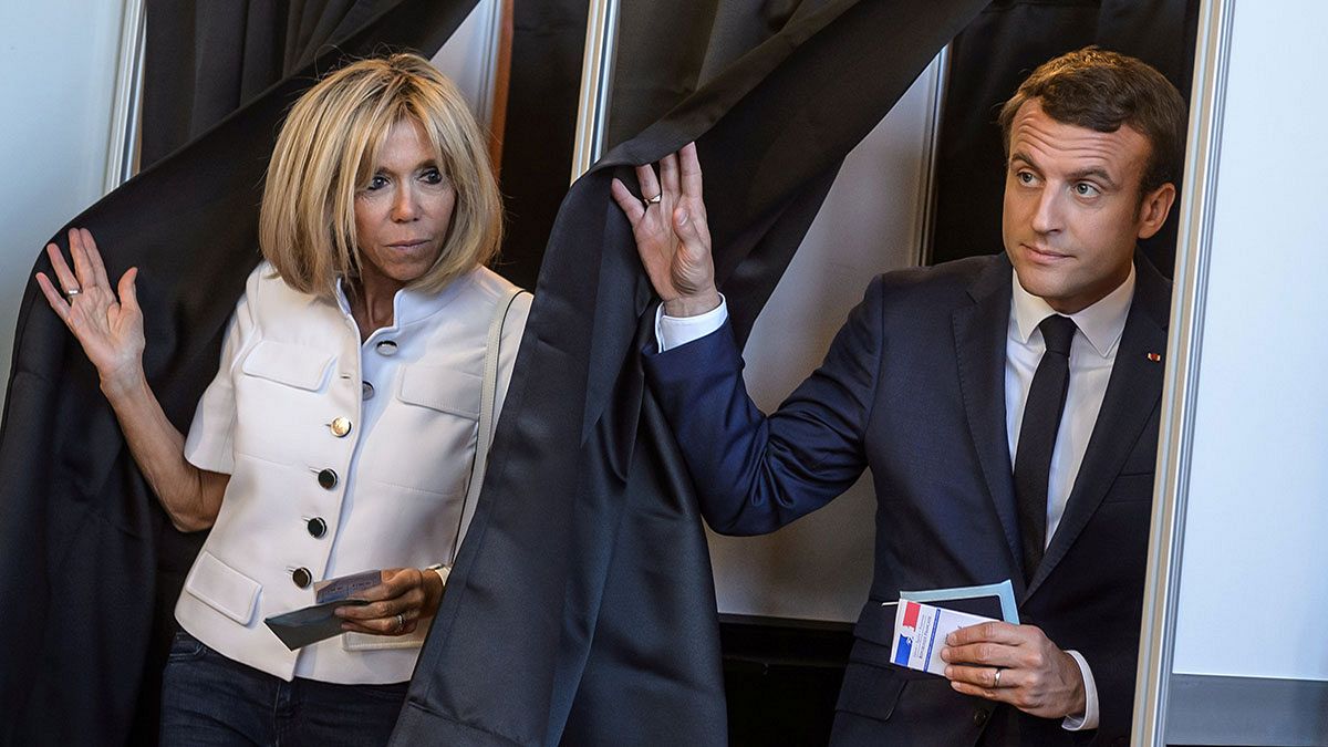 LIVEBLOG Frankreich: Erdrutschsieg mit 32% für Emmanuel Macrons Partei