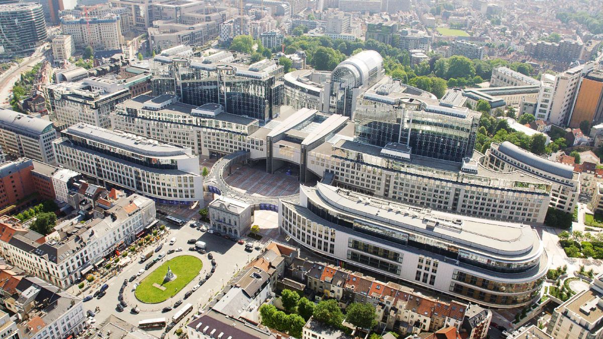 Újjáépíthetik az Európai Parlament brüsszeli épületét