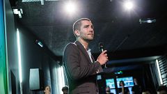 Chris Cox, Chief Product Officer de Facebook Visits Ecole 42 in PAris