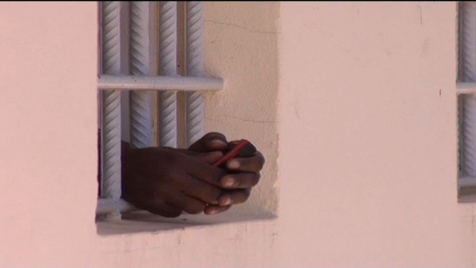 Moçambique tenta resolver situação dos detidos preventivos