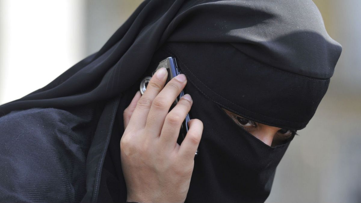 Norway bids to ban full-face veils