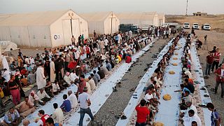 إصابة مئات من نازحي الموصل بالتسمم الغذائي خلال إفطار رمضان