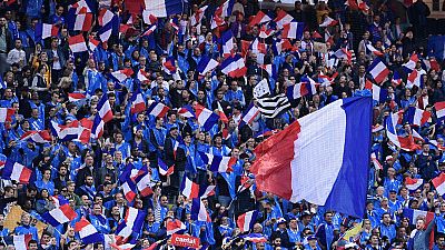 France-Angleterre : le football et les hommages