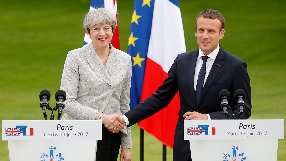 May e Macron unidos contra propaganda jihadista