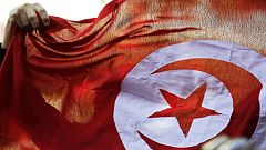 تمديد حالة الطوارئ في تونس