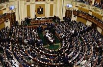 مجلس النواب المصري يقر اتفاقية نقل السيادة على جزيرتي تيران وصنافير للسعودية