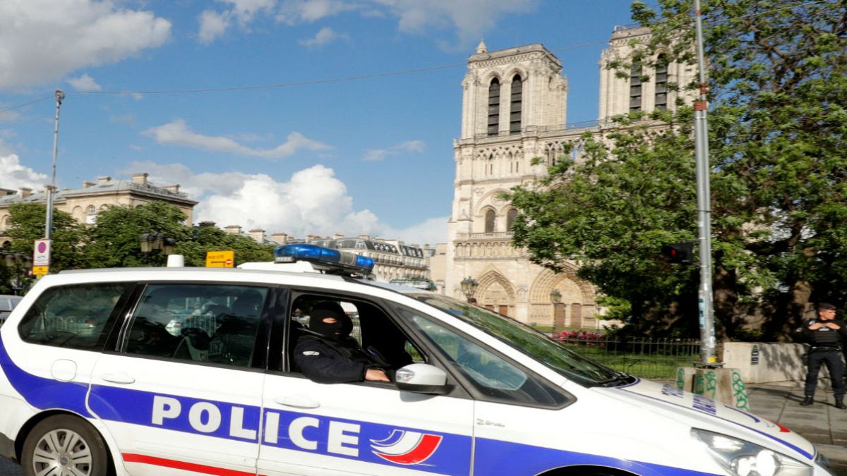 پرونده قتل یک کودک فرانسوی ۳۳ سال بعد؛ عمو و عمه بازداشت شدند