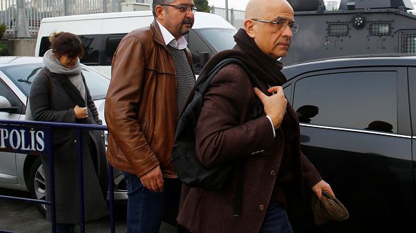 Τουρκία: Βουλευτής της αξιωματικής αντιπολίτευσης στη φυλακή Τουρκία: Βουλευτής της αξιωματικής αντιπολίτευσης στη φυλακή
