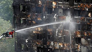 Mindestens 17 Tote nach Hochhausbrand in London