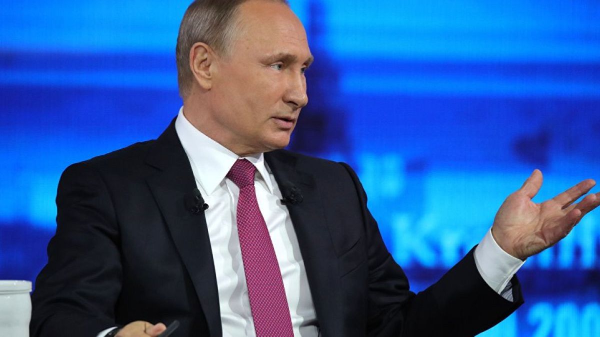 Russia: Putin "in diretta" con il paese