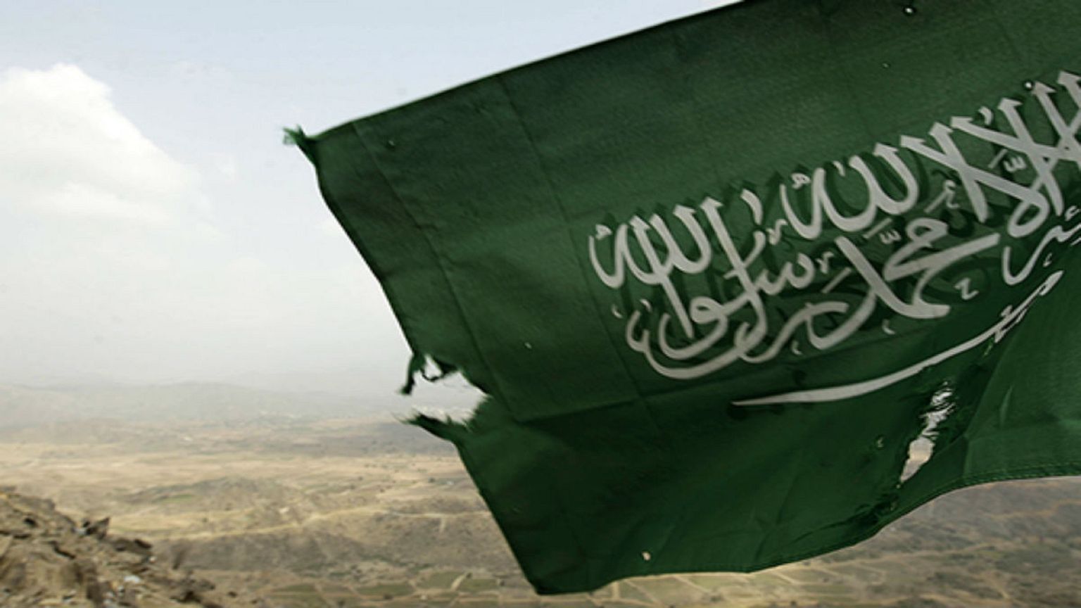 إطلاق نار على جندي سعودي في القطيف