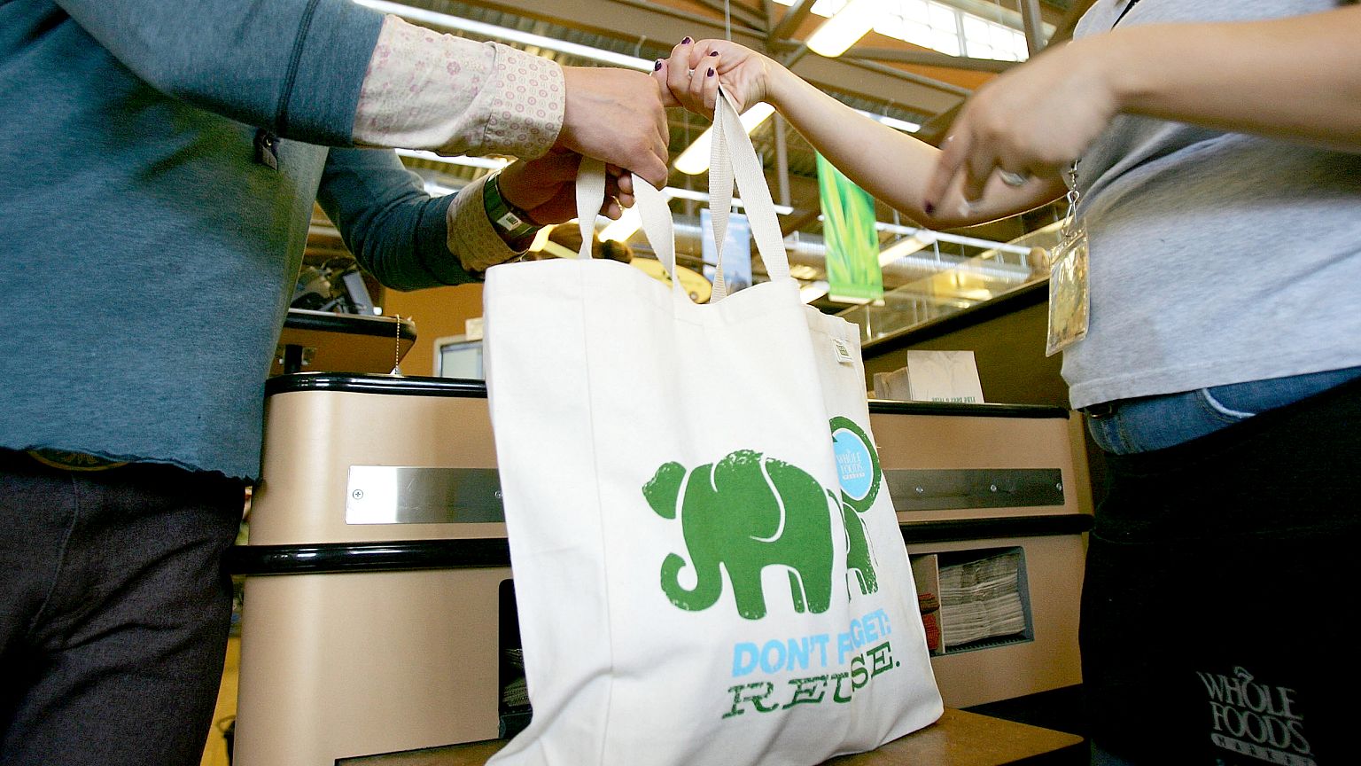 Whole Foods Bans Plastic Bags In All Of Its Stores
