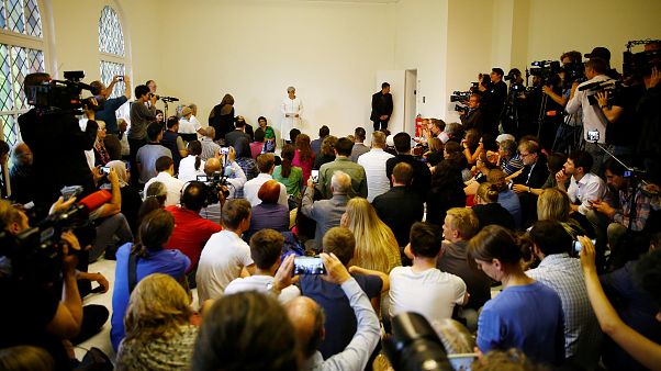 Almanya'da 'liberal cami' açıldı Almanya'da 'liberal cami' açıldı