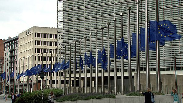 Φόρο τιμής στον Χέλμουτ Κολ αποτίουν οι επικεφαλής της ΕΕ Φόρο τιμής στον Χέλμουτ Κολ αποτίουν οι επικεφαλής της ΕΕ