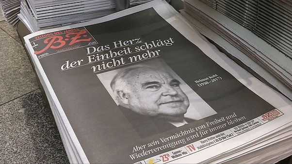 La Germania rende omaggio a Helmut Kohl La Germania rende omaggio a Helmut Kohl