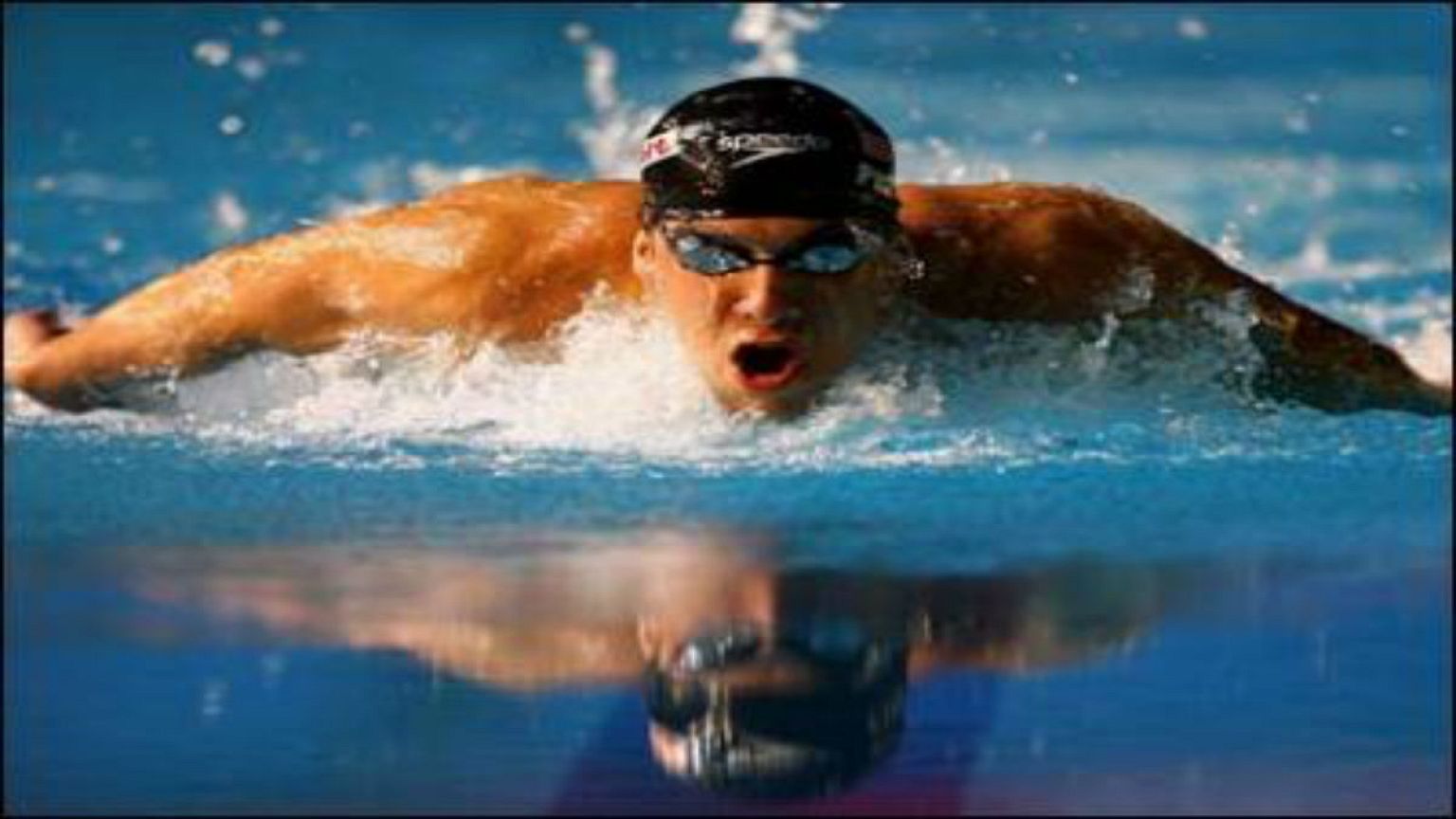Michael Phelps köpek balığıyla yarışacak