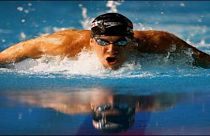 Michael Phelps köpek balığıyla yarışacak