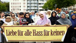 Muslims march against extremism in Cologne