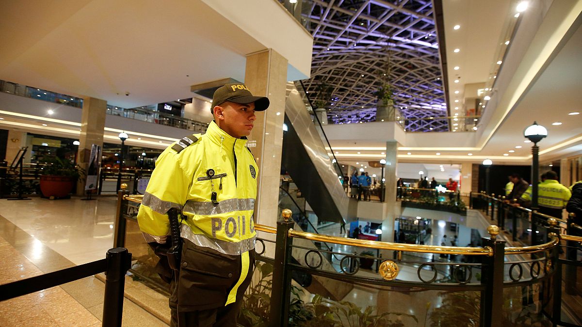 Colombian wealthy shoppers targeted in bomb attack