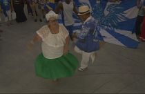 Brasile: samba in piazza contro i tagli