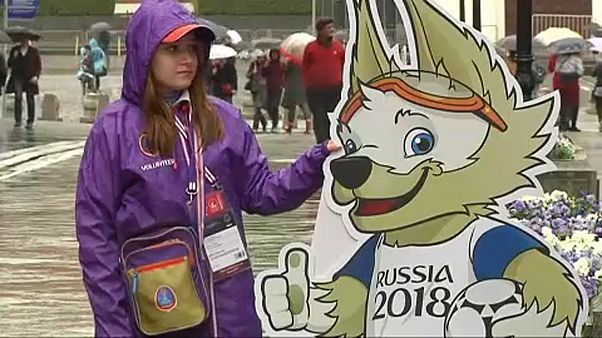 Tolmácsok, feliratok és Zabivaka, a farkas Tolmácsok, feliratok és Zabivaka, a farkas