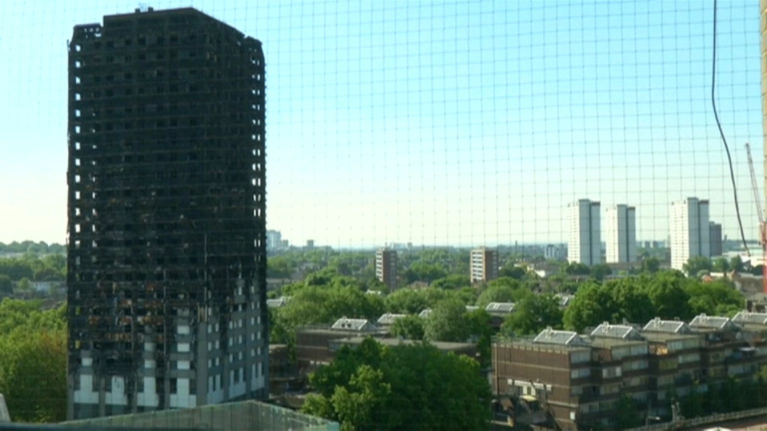 Poignant public support for Grenfell Tower victims