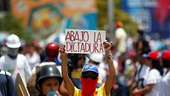 Venezuela: Jovem abatido nos confrontos em Caracas