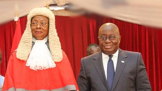 who swears in the chief justice