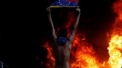 Венесуэльцы против президента Мадуро