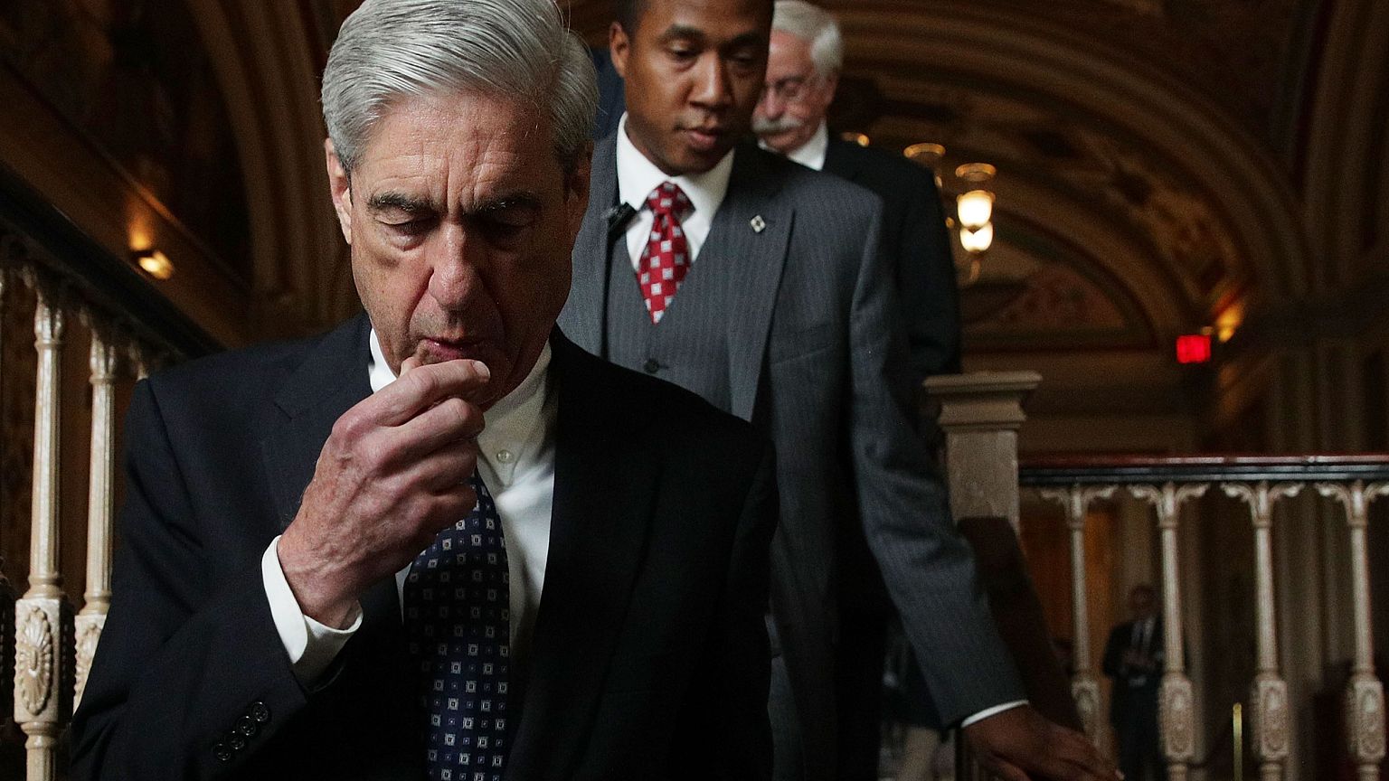 Image: Special counsel Robert Mueller arrives at the U.S. Capitol for close