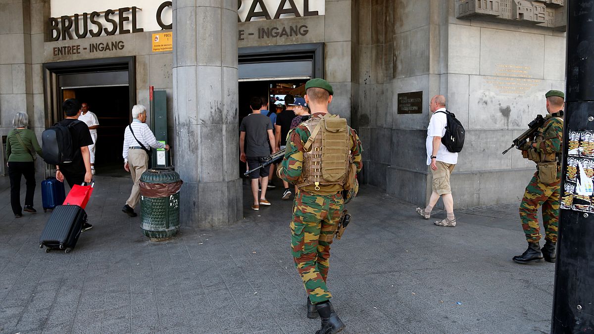 Marokkói férfi robbantott a brüsszeli pályaudvaron
