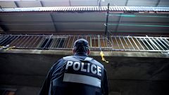Polizist an US-Flughafen niedergestochen