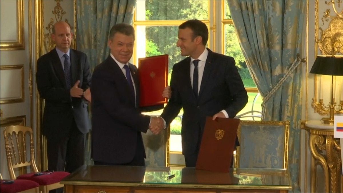 Macron et Santos ensemble pour la paix