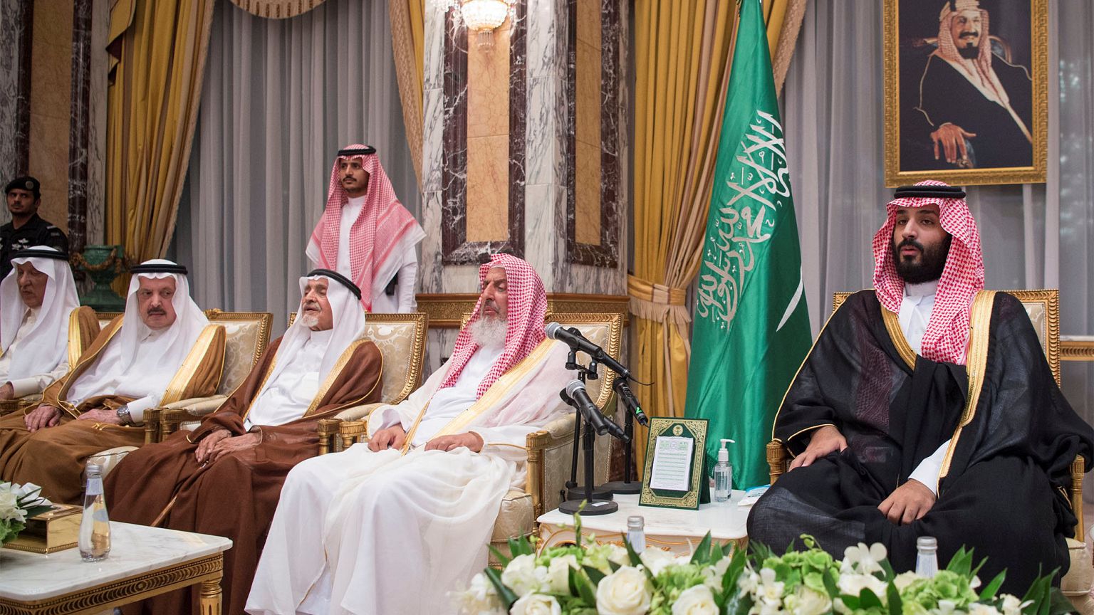 [شاهد] البيعة لولي العهد الجديد محمد بن سلمان في مكة