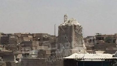 La batalla de Mosul destruye su minarete milenario