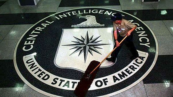 Έκλεβαν... σνακ από τη CIA Έκλεβαν... σνακ από τη CIA