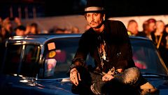 Johnny Depp discursa em Glastonbury
