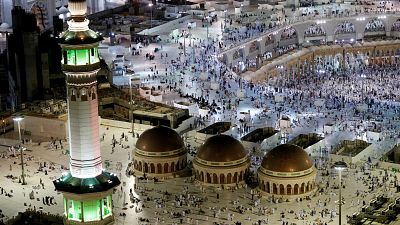Mecca suicide attack 'foiled' after police corner would-be bomber