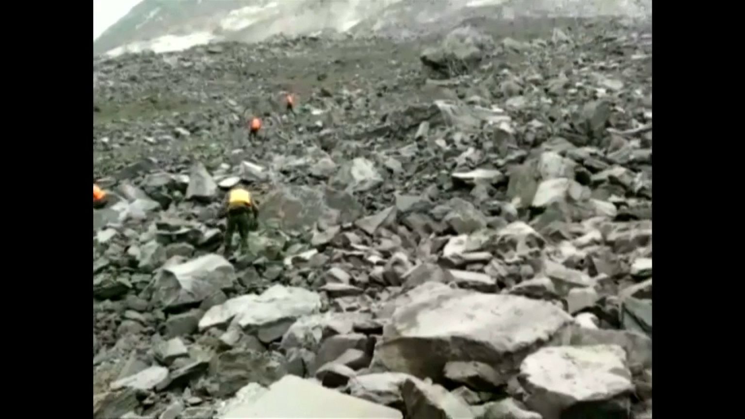 Un deslizamiento de tierra deja 120 desaparecidos en China
