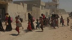 مدنيو الموصل القديمة.. بين همجية داعش وضراوة المعارك