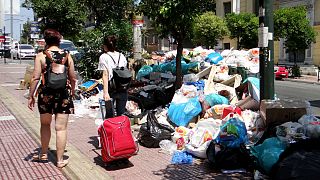 «Βουνά» σκουπιδιών- Συνεχίζεται η κινητοποίηση της ΠΟΕ-ΟΤΑ