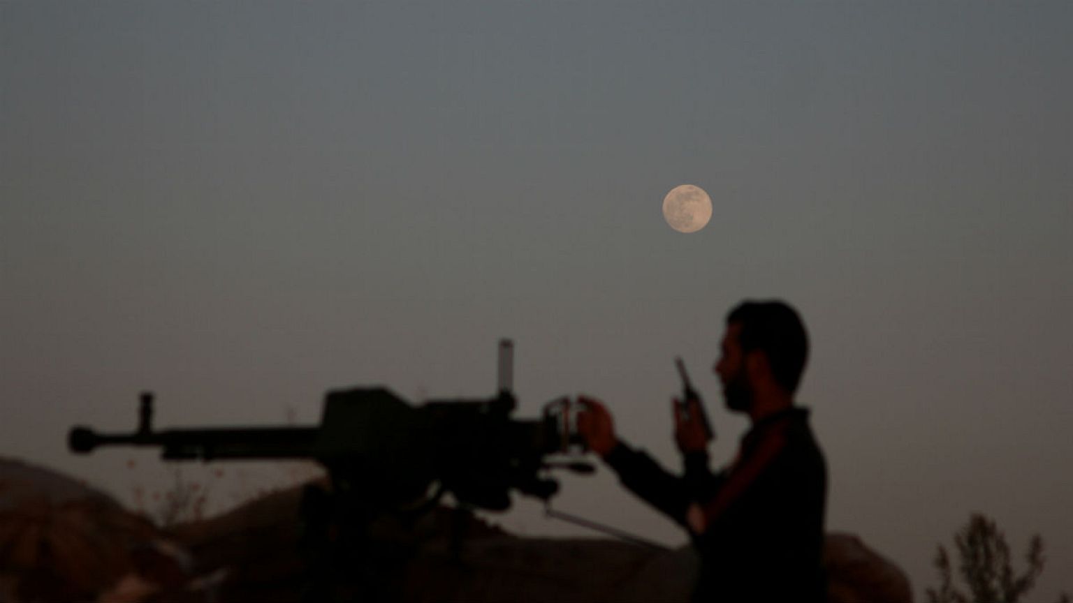 ارتش سوریه وارد استان دیرالزور شد