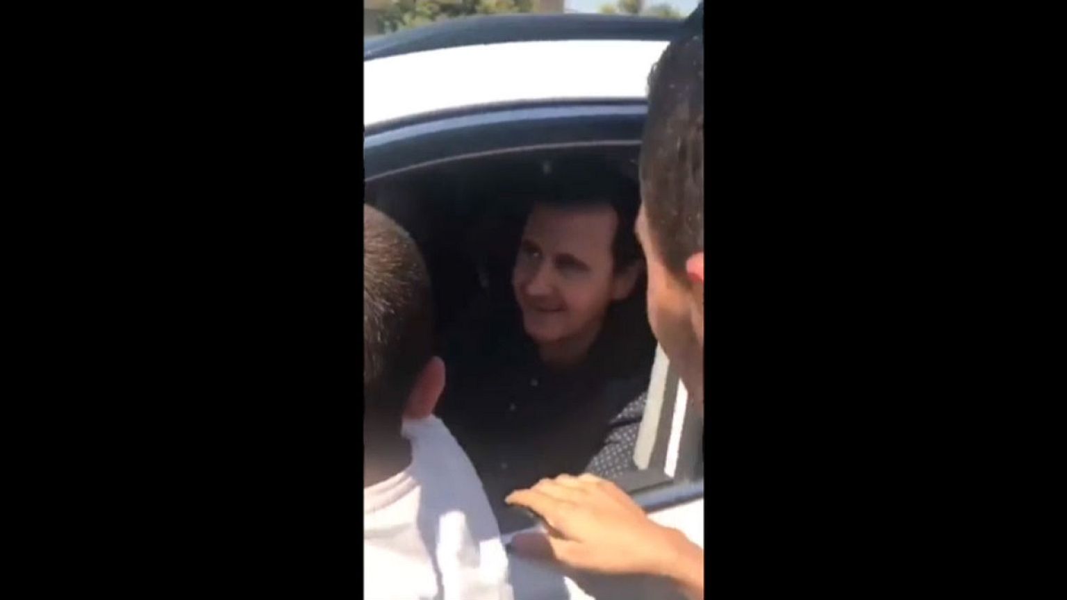 الأسد يتحدى