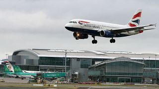 Image: A British Airways aircraft landing at Dublin Airport