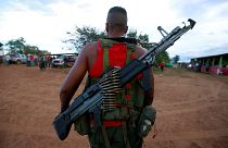 تمرد الفارك يلقي السلاح في كولومبيا
