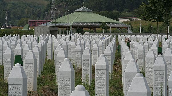 Srebrenica : les Casques Bleus néerlandais condamnés par La Haye Srebrenica : les Casques Bleus néerlandais condamnés par La Haye